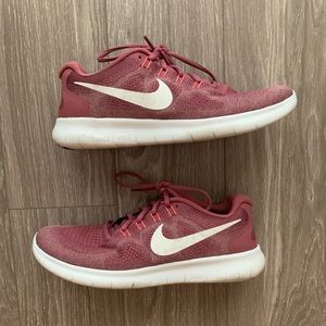 WORN ONCE Nike free runs